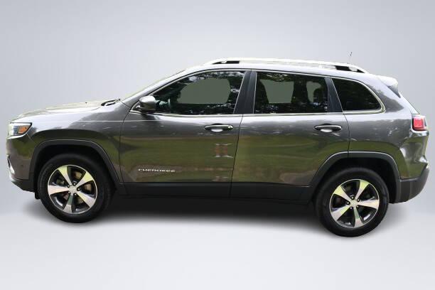 used 2019 Jeep Cherokee car, priced at $21,466