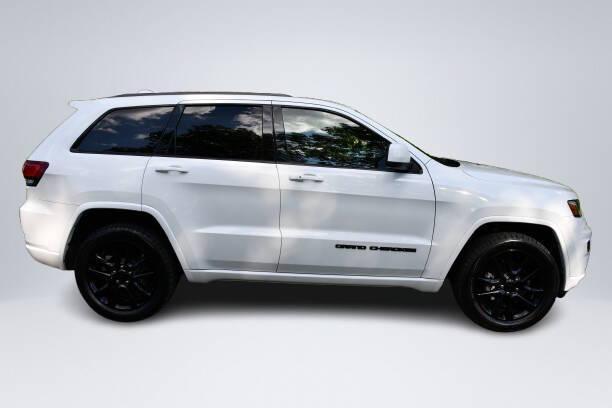 used 2019 Jeep Grand Cherokee car, priced at $20,325