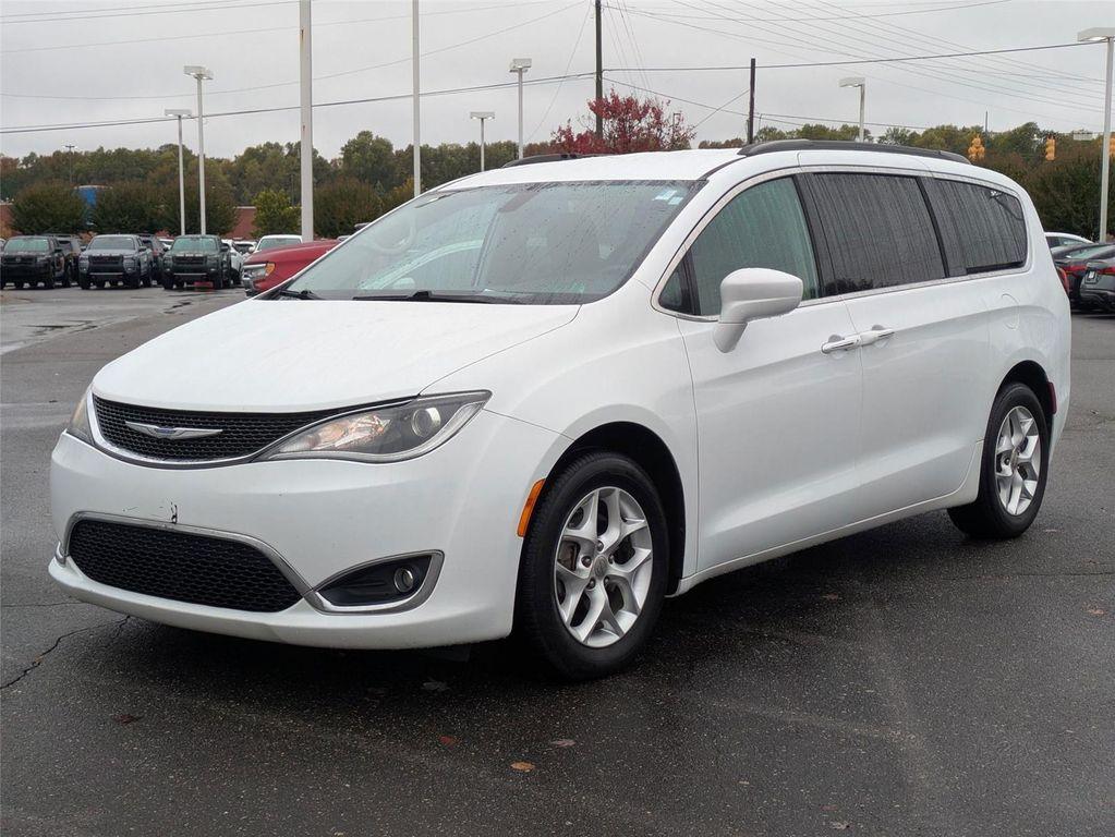 used 2020 Chrysler Pacifica car, priced at $13,888