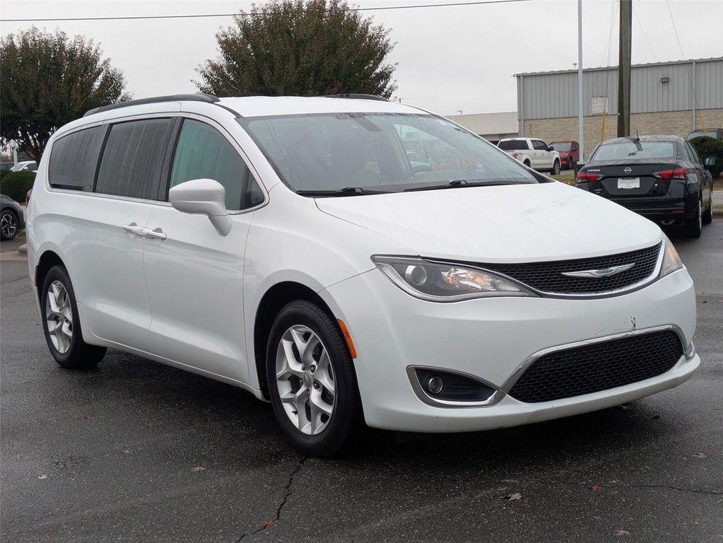 used 2020 Chrysler Pacifica car, priced at $13,888