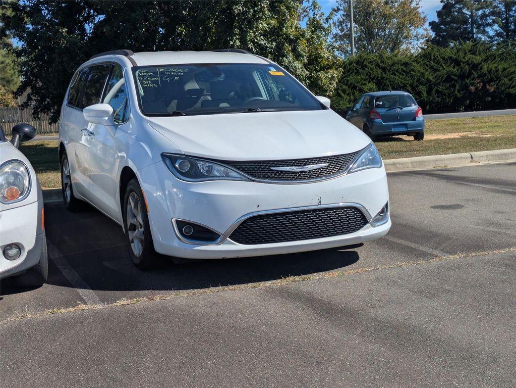 used 2020 Chrysler Pacifica car, priced at $13,888
