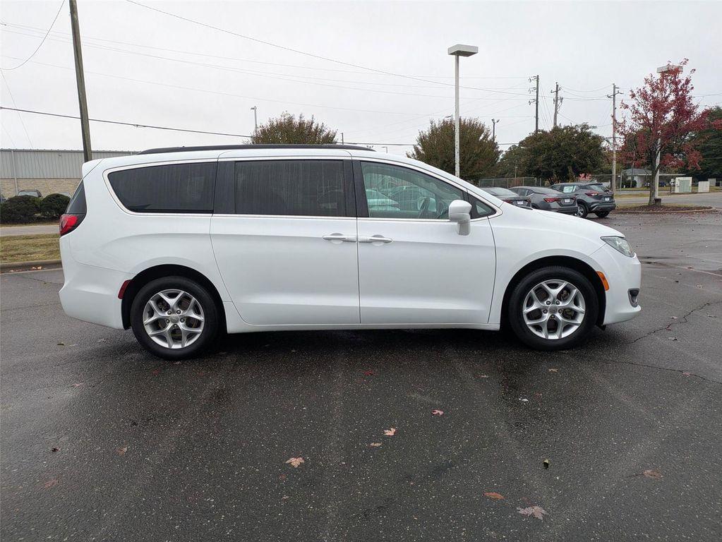 used 2020 Chrysler Pacifica car, priced at $13,888