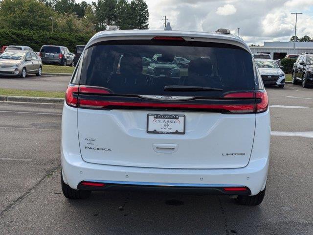 used 2022 Chrysler Pacifica car, priced at $25,998