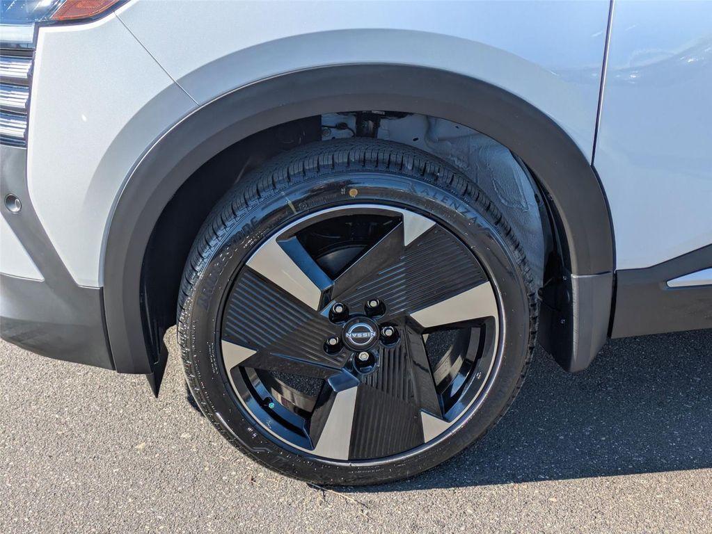 new 2025 Nissan Kicks car, priced at $28,615