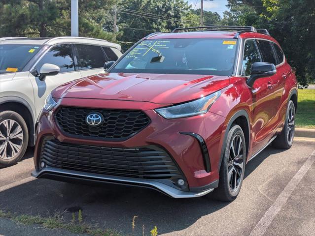 used 2021 Toyota Highlander car, priced at $33,993