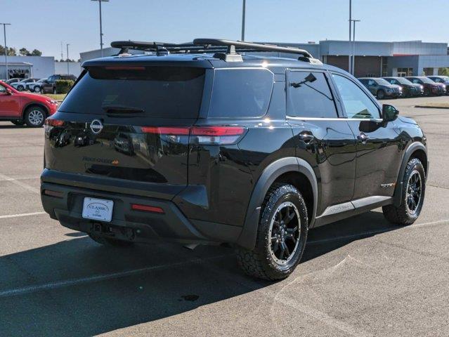 new 2024 Nissan Pathfinder car, priced at $45,880