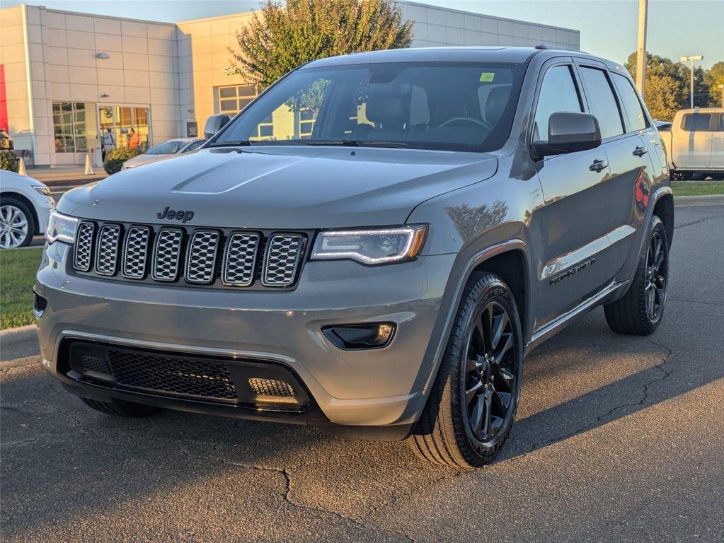 used 2022 Jeep Grand Cherokee car, priced at $24,795