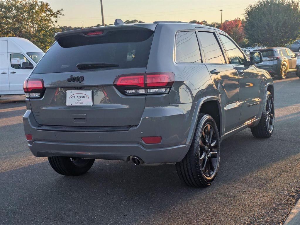 used 2022 Jeep Grand Cherokee car, priced at $24,795