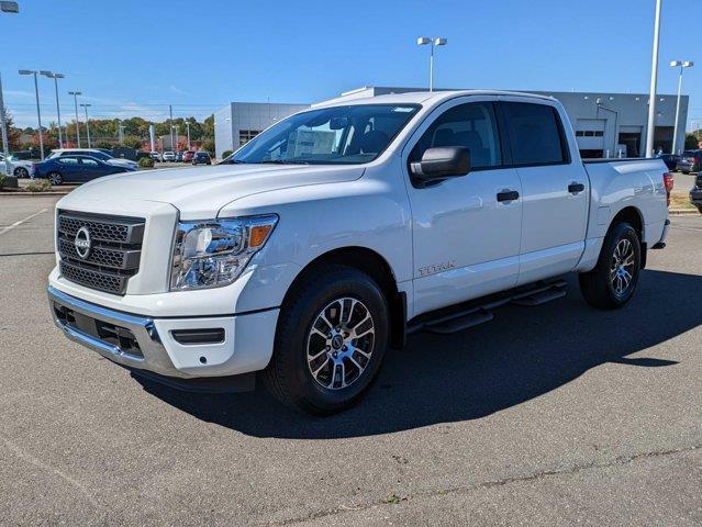 new 2024 Nissan Titan car, priced at $52,795