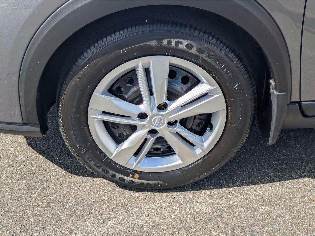 new 2025 Nissan Kicks car, priced at $23,365