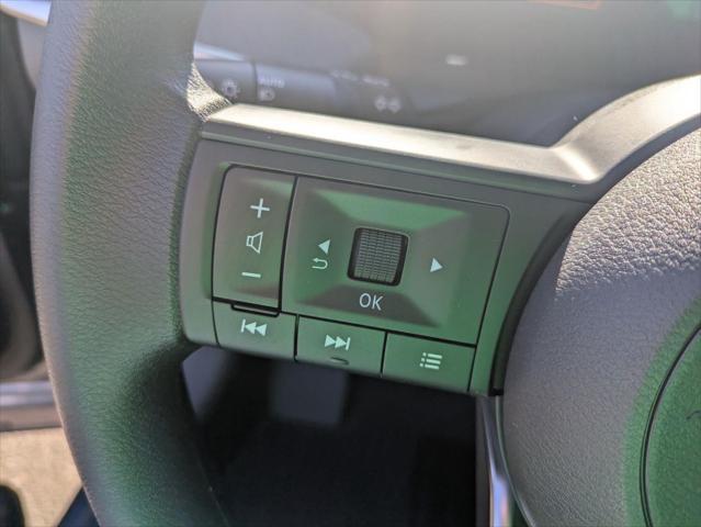 new 2025 Nissan Kicks car, priced at $25,075