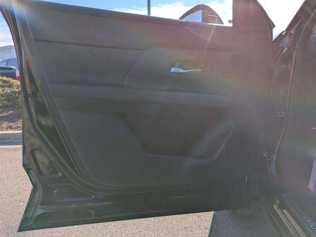 new 2025 Nissan Kicks car, priced at $25,185