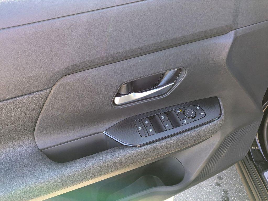 new 2025 Nissan Kicks car, priced at $25,185