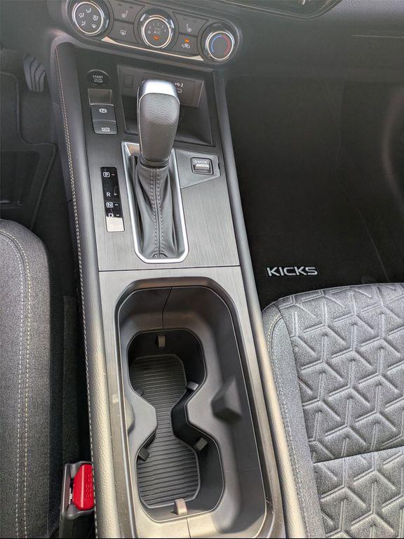 new 2025 Nissan Kicks car, priced at $27,550