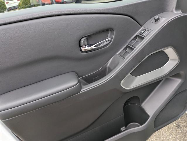 new 2025 Nissan Frontier car, priced at $37,275