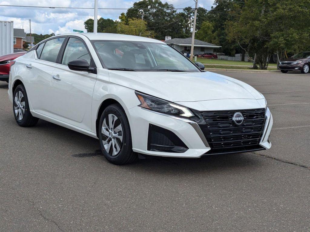 new 2025 Nissan Altima car, priced at $27,005