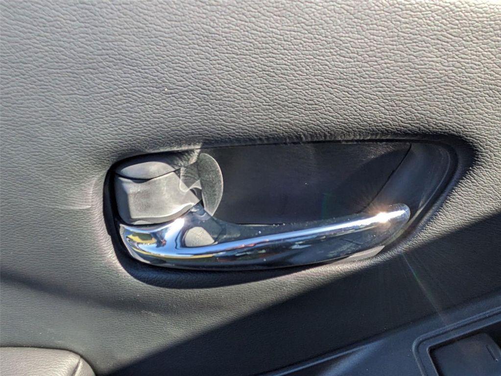 new 2025 Nissan Frontier car, priced at $35,220