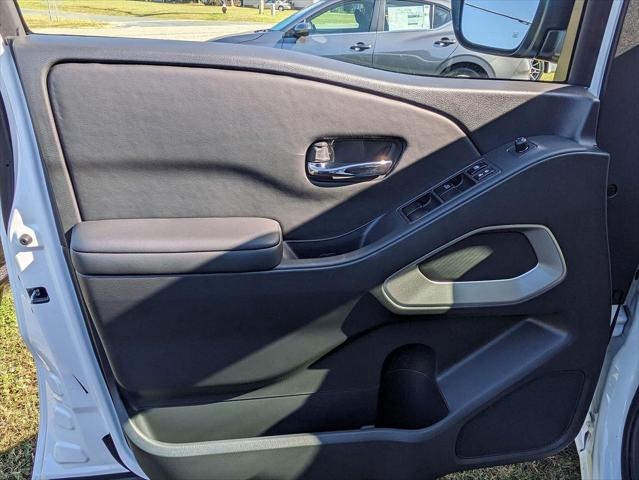 new 2025 Nissan Frontier car, priced at $36,720