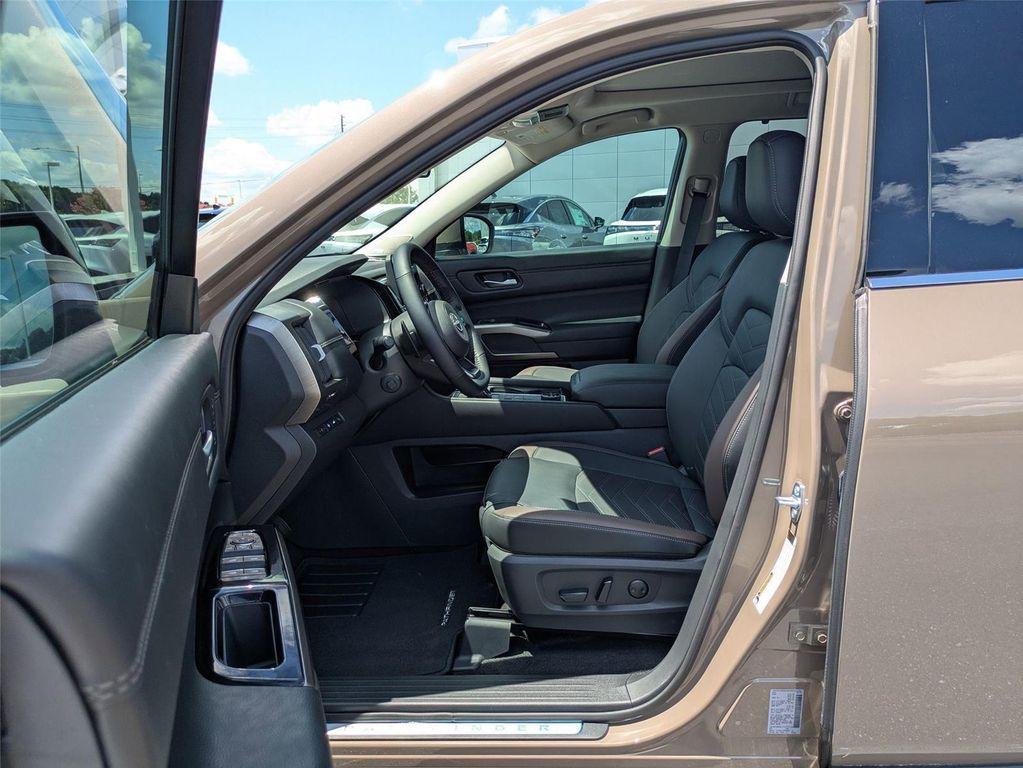 new 2025 Nissan Pathfinder car, priced at $44,310