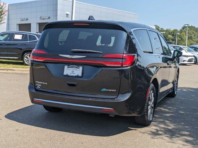 used 2022 Chrysler Pacifica Hybrid car, priced at $24,500