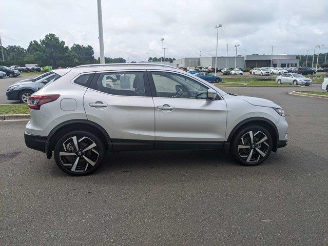 used 2022 Nissan Rogue Sport car, priced at $21,598