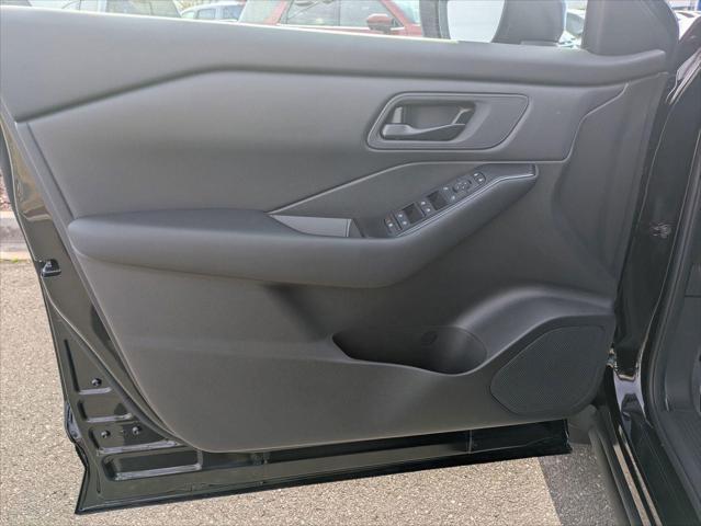 new 2025 Nissan Rogue car, priced at $31,250