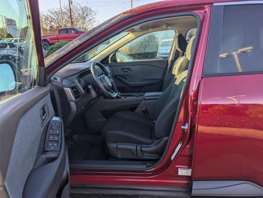 used 2023 Nissan Rogue car, priced at $21,993