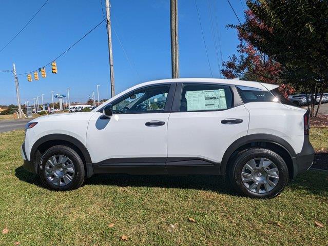 new 2025 Nissan Kicks car, priced at $25,340