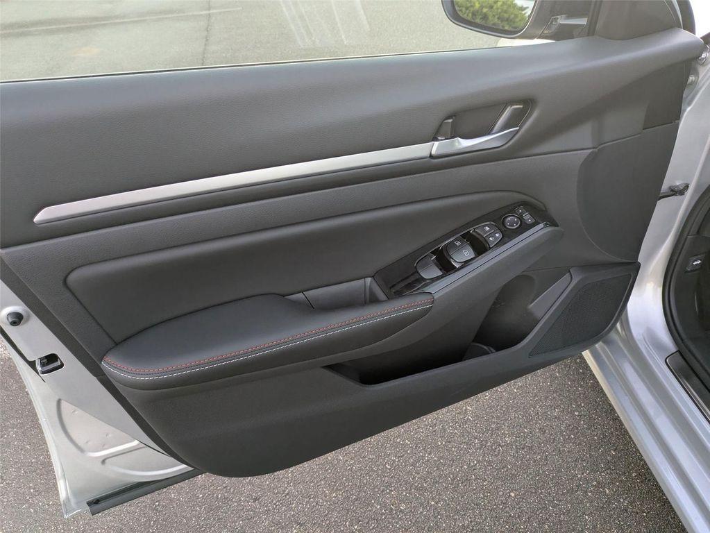 new 2025 Nissan Altima car, priced at $32,530