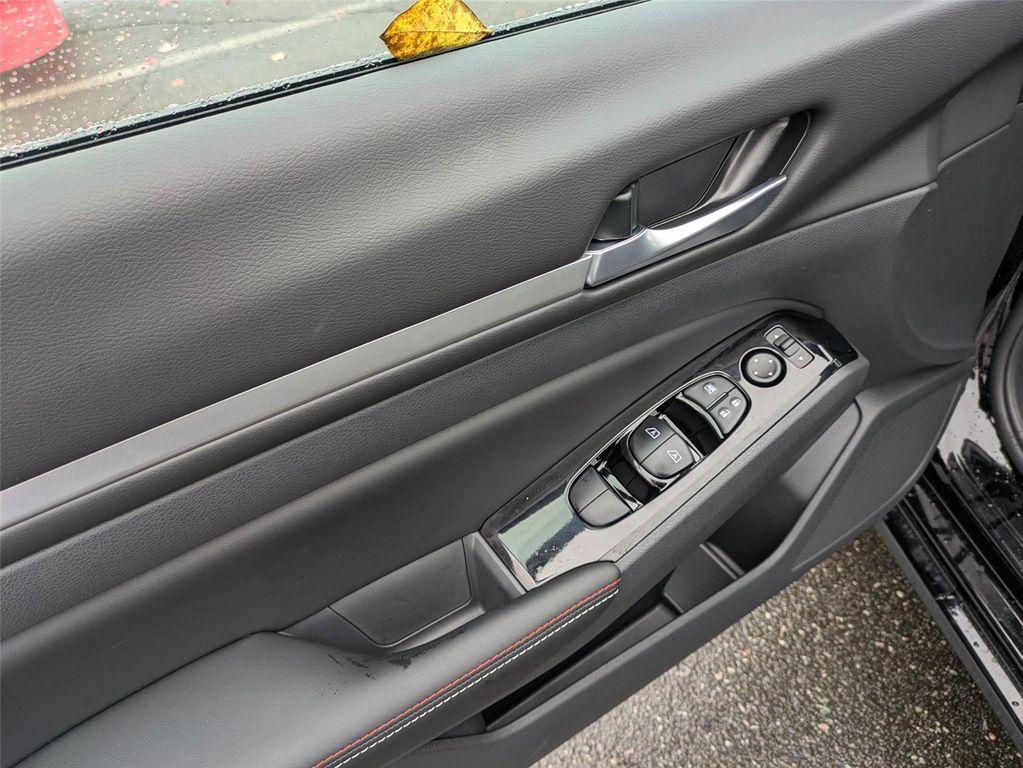 new 2025 Nissan Altima car, priced at $31,251