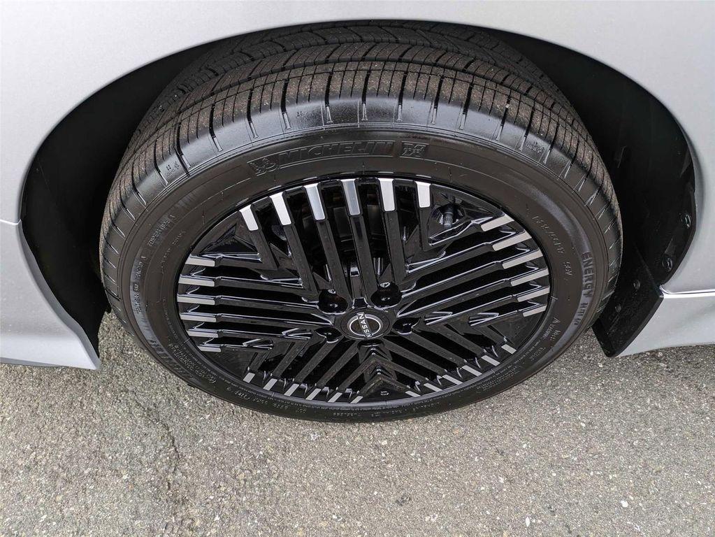 new 2024 Nissan Leaf car, priced at $28,330