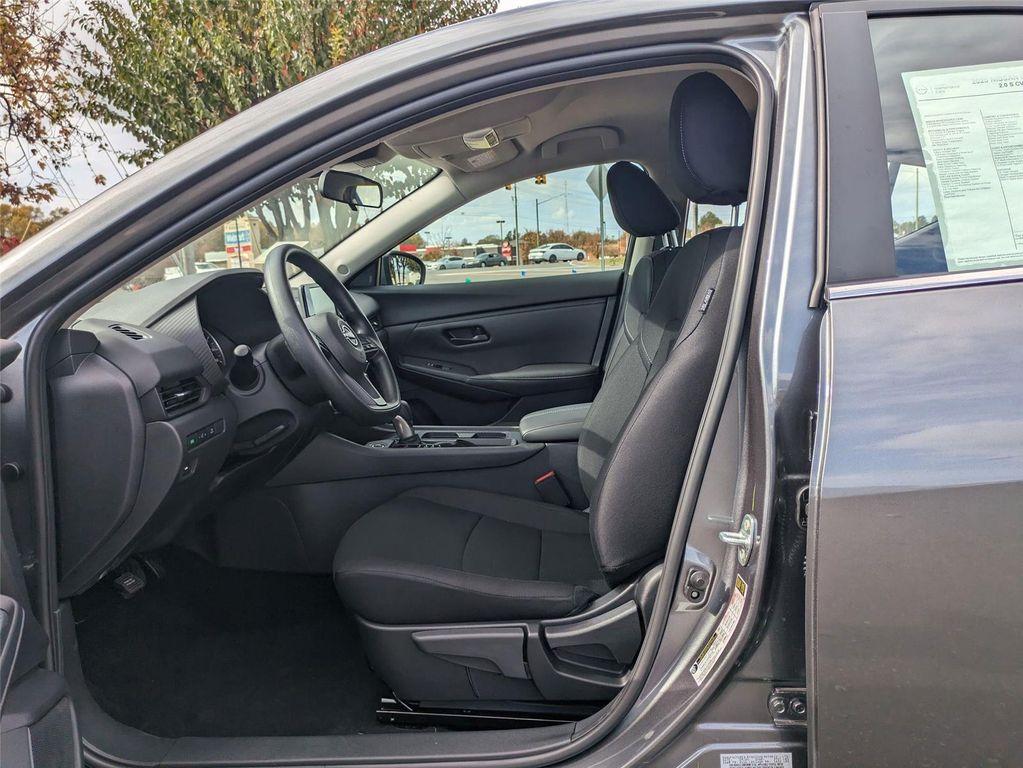 new 2025 Nissan Sentra car, priced at $22,335
