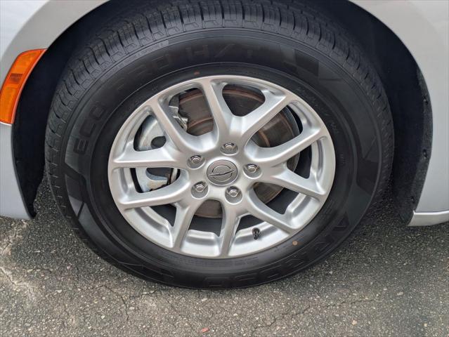 used 2023 Chrysler Pacifica car, priced at $24,775