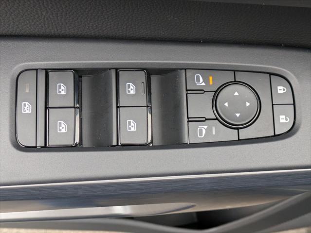 new 2025 Nissan Pathfinder car, priced at $45,175