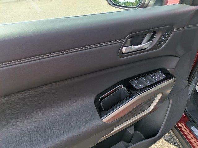 new 2025 Nissan Pathfinder car, priced at $53,832