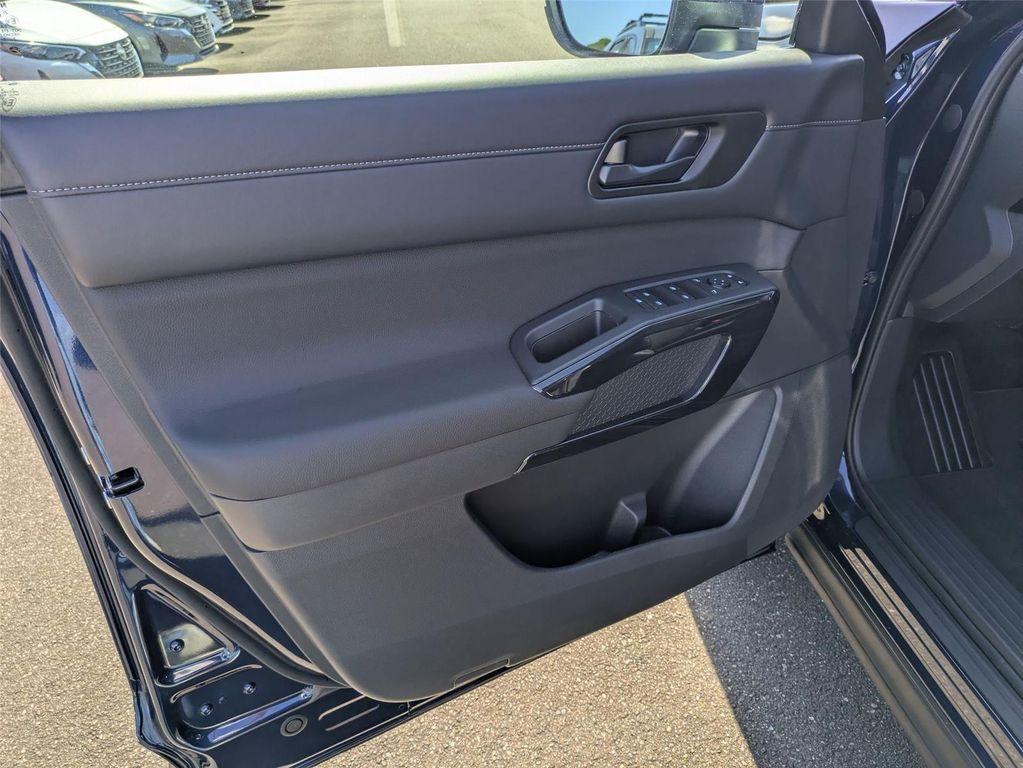 new 2025 Nissan Pathfinder car, priced at $36,380