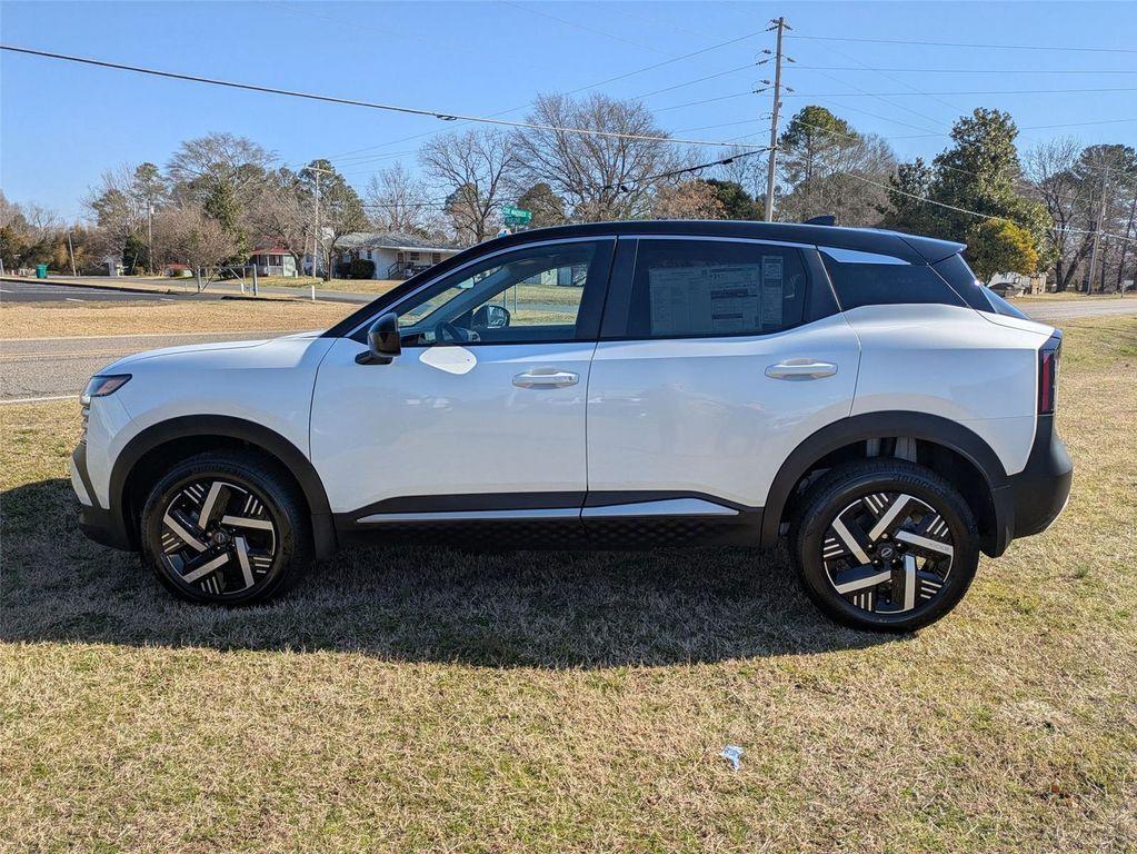 new 2025 Nissan Kicks car, priced at $25,885