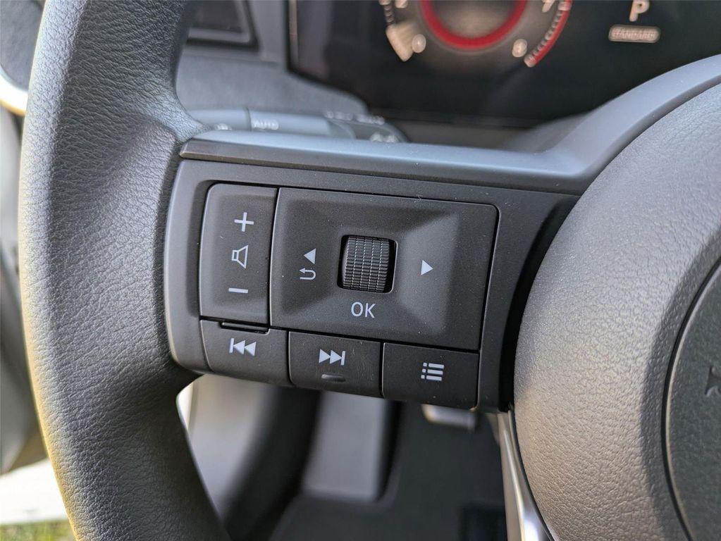 new 2025 Nissan Kicks car, priced at $25,885