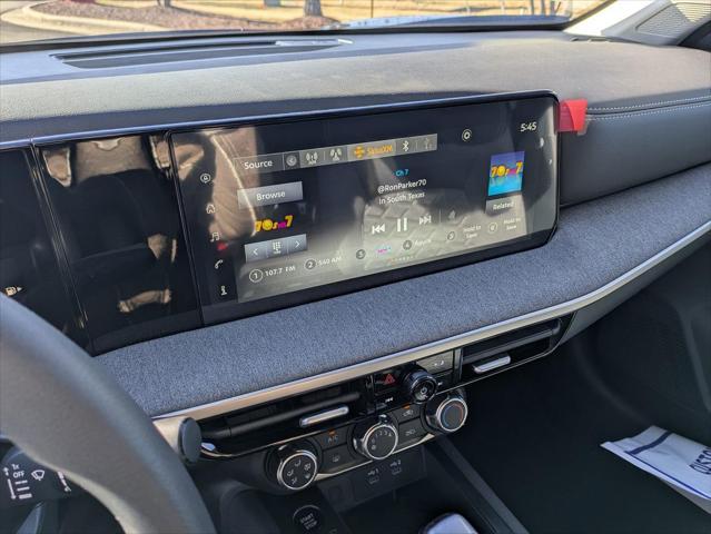 new 2025 Nissan Kicks car, priced at $25,075