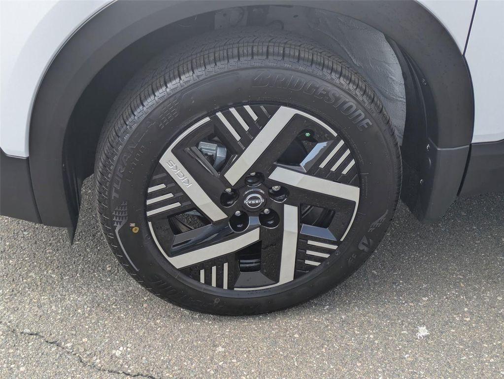 new 2025 Nissan Kicks car, priced at $23,365