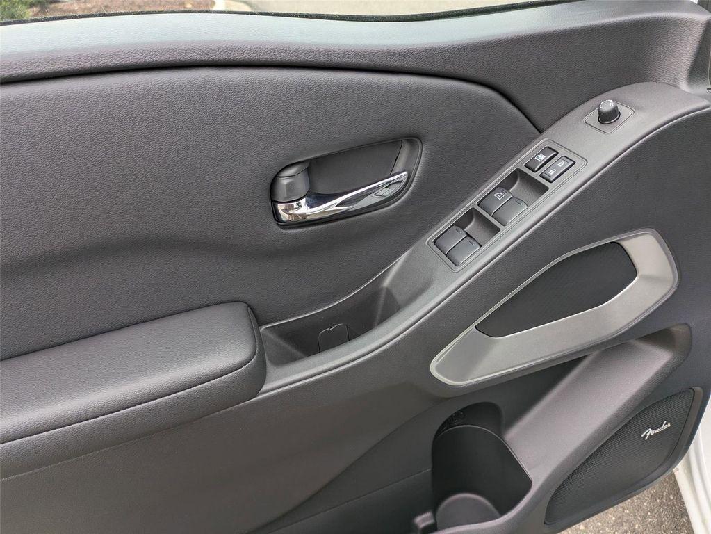new 2025 Nissan Frontier car, priced at $39,270