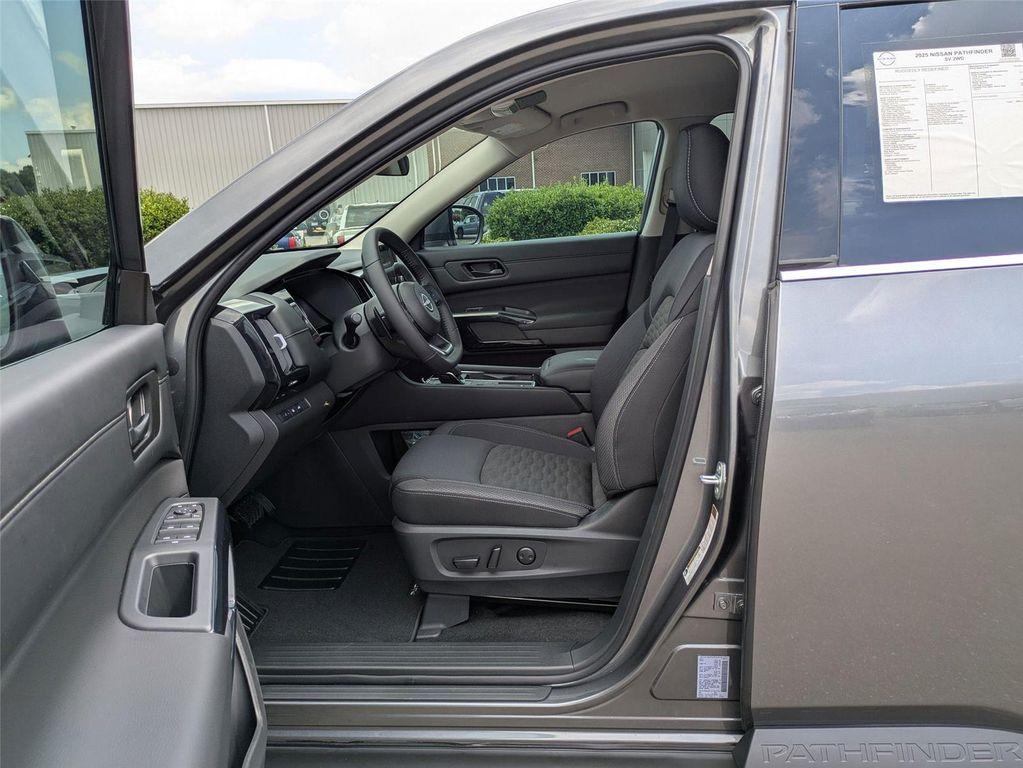 new 2025 Nissan Pathfinder car, priced at $34,645