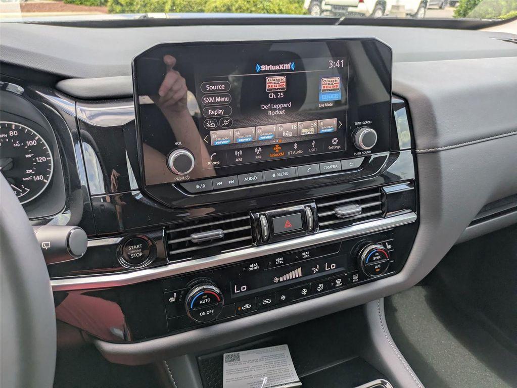 new 2025 Nissan Pathfinder car, priced at $34,645