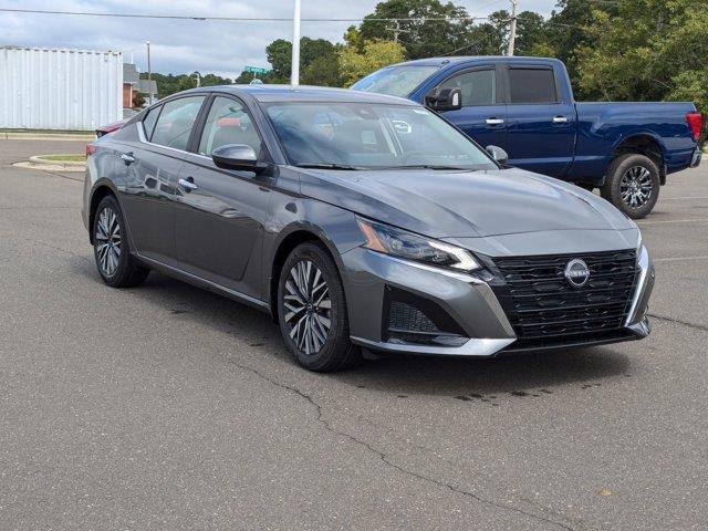 new 2025 Nissan Altima car, priced at $32,170