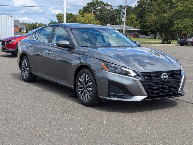 new 2025 Nissan Altima car, priced at $32,335