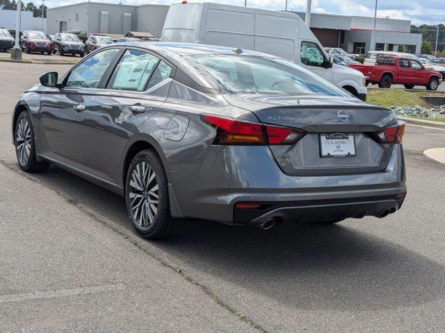 new 2025 Nissan Altima car, priced at $32,335