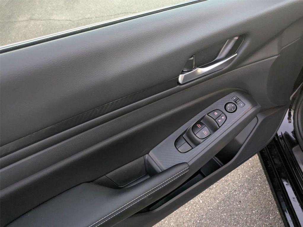 new 2025 Nissan Altima car, priced at $30,450