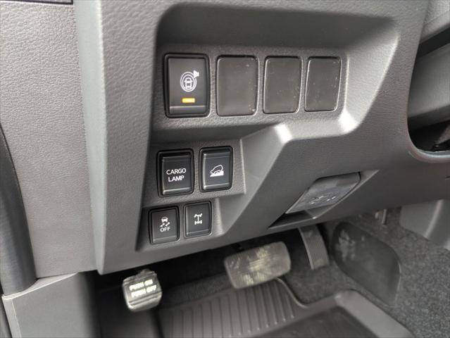 new 2025 Nissan Frontier car, priced at $46,105