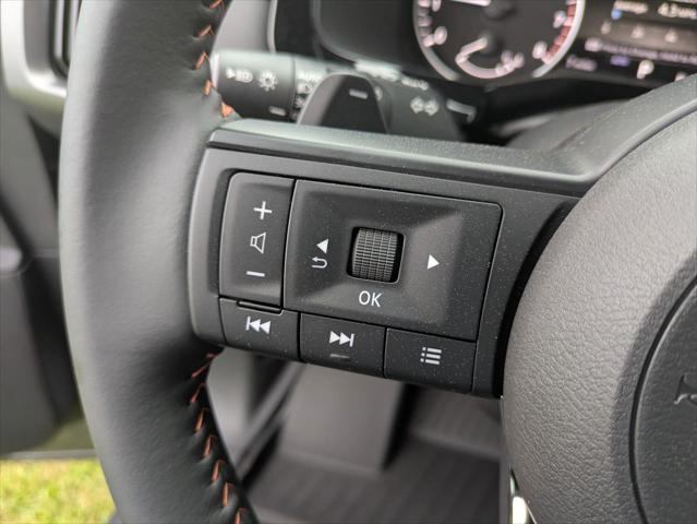 new 2025 Nissan Pathfinder car, priced at $45,837