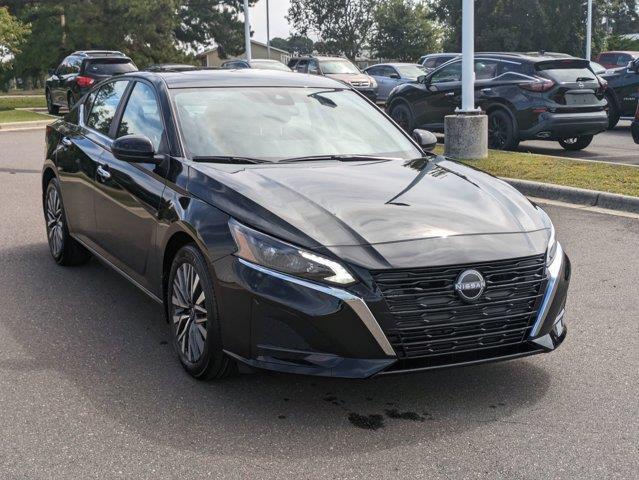 new 2025 Nissan Altima car, priced at $31,765